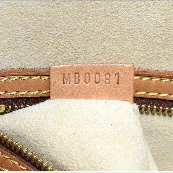 Price drop for today only! Louis Vuitton Monogram Babylon Shoulder Bag - Picture 6 of 16